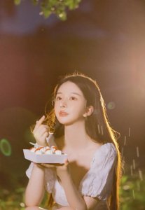 女生只对喜欢的人发表情包 怎么判断女生喜不喜欢你