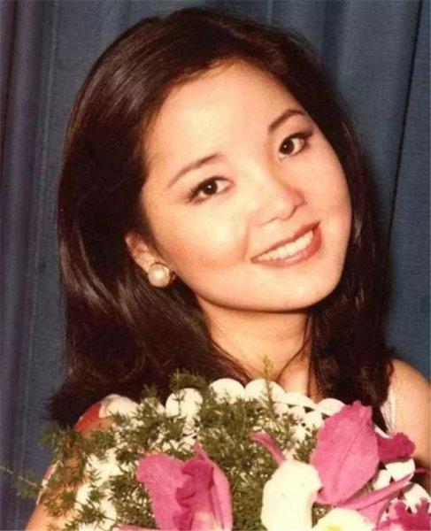 邓丽君是多大岁数死的