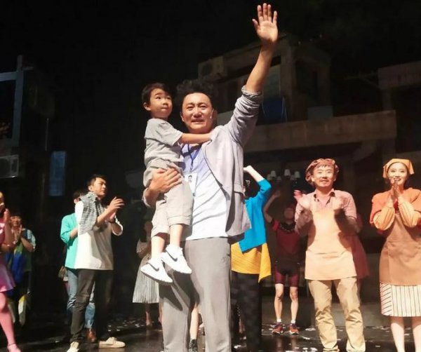 涂松岩老婆是圈外人吗