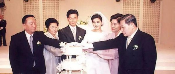 三星公主李尹馨的个人资料简介