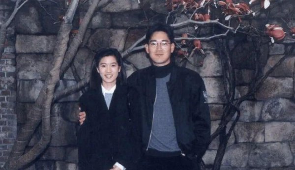 三星公主李尹馨的个人资料简介