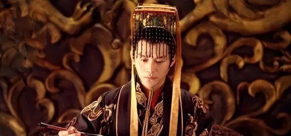 徐昭佩半面妆的典故怎么来的