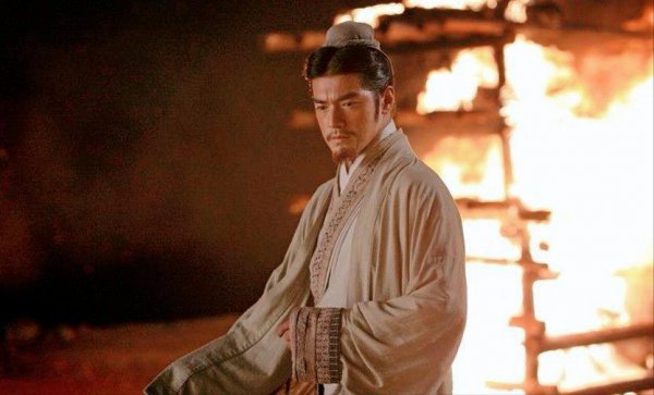 三国周瑜多少岁死的