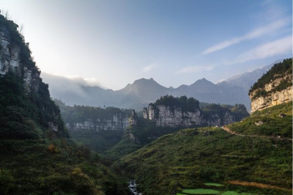 喀斯特地貌形成原因