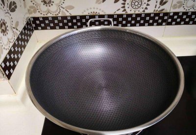 最佳铁锅开锅方法介绍 新买的铁锅怎样开锅是最好的