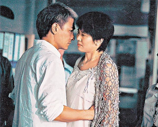 刘德华吃鱼子酱含义