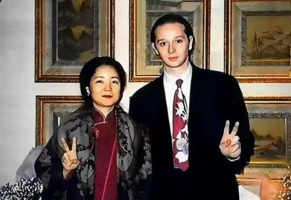 邓丽君给保罗的遗产