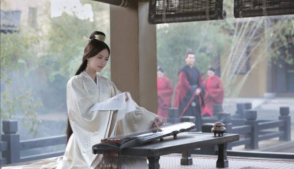 曹丕喜欢甄宓为什么还要赐死