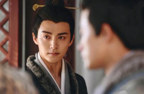 曹丕喜欢甄宓为什么还要赐死