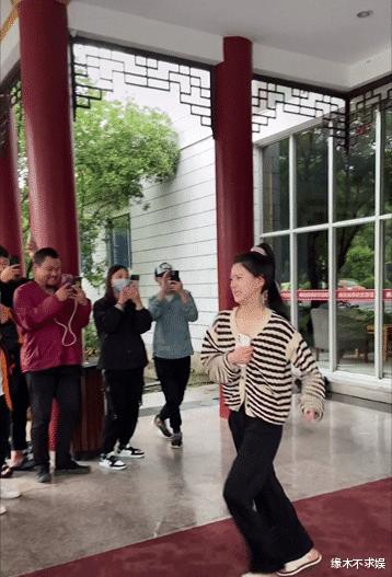 赵露思身高体重大概是多少