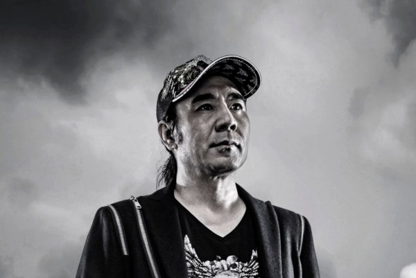 零点乐队成员周晓鸥介绍