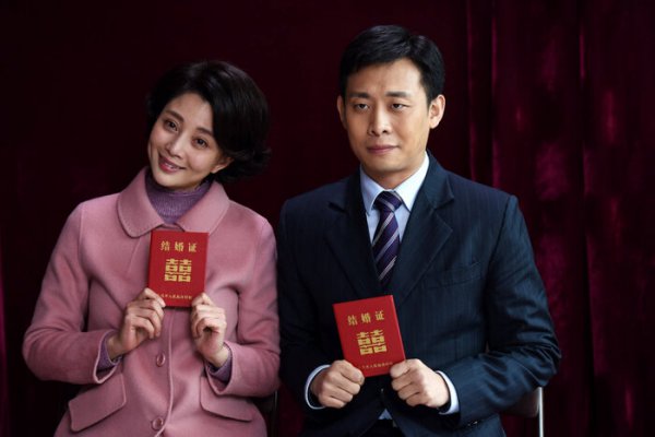 骆玉珠为什么躲八年