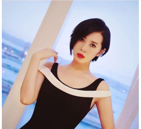 战狼1女主角是叫什么