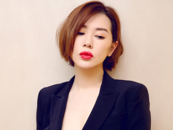 战狼1女主角是叫什么