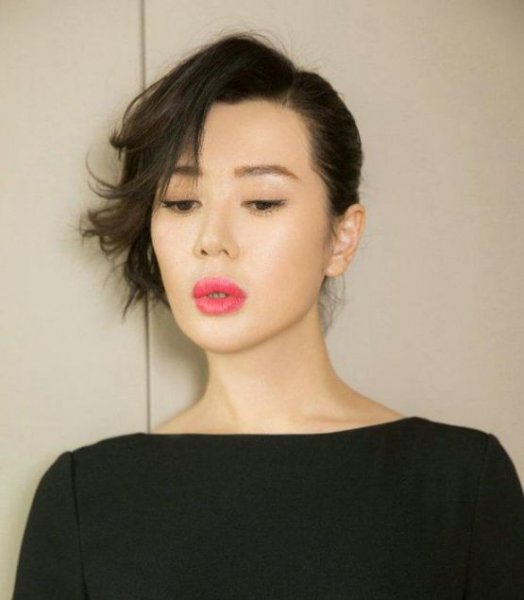 战狼1女主角是叫什么