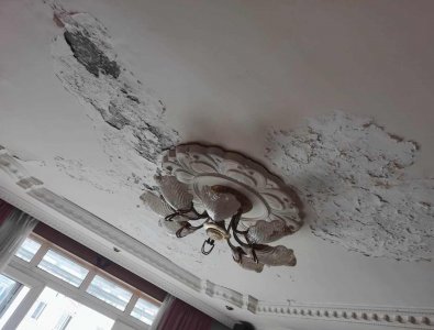 房顶漏水最好补漏方法 7种修复漏水房顶的方法介绍