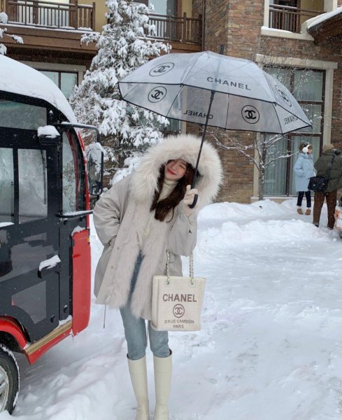 派克服怎么搭配衣服最时尚