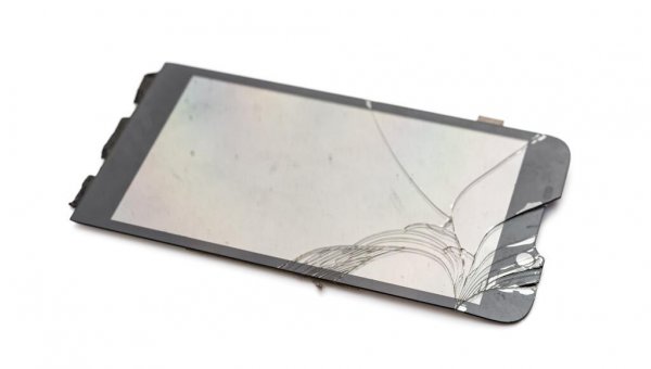 外屏碎了有必要换吗