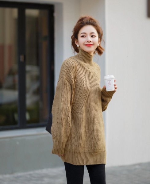 黑色牛仔裤配什么颜色上衣好看