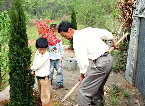 门前有水塘的风水好吗