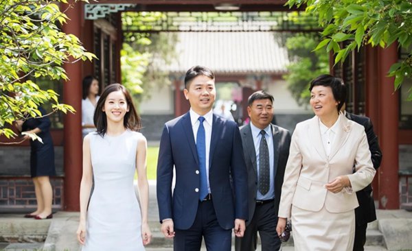 刘强东的老婆张天泽基本信息