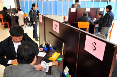 关于桥牌的玩法及规则介绍 玩桥牌时是怎么记分的