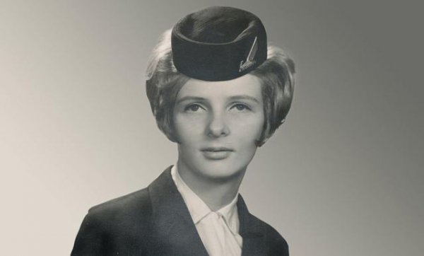 冰岛女总理约翰娜·西于尔扎多蒂