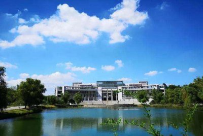 华北电力大学全国排名 华北电力大学的档次值得考吗