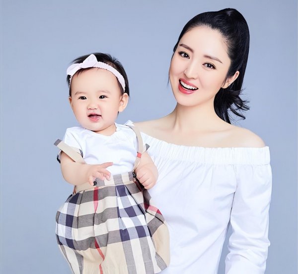 高云翔董璇已离婚