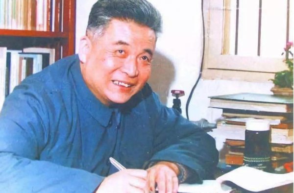 邓稼先的故事简介子女