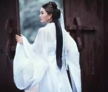 陆游与唐婉的两首诗 陆游与唐婉的爱恨唱和钗头凤