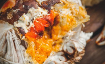 蟹黄和蟹膏的区别有哪些 蟹黄和蟹膏谁更好吃一点