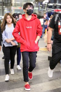 国内年轻人十大潮牌 最受年轻人喜爱的潮牌有哪些