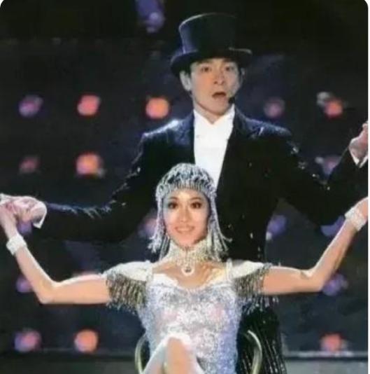 赖文慧的个人资料