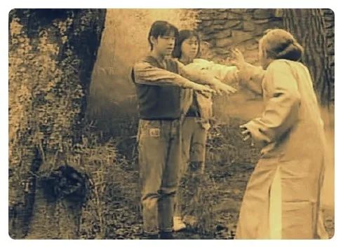 黑龙江猫脸老太太事件