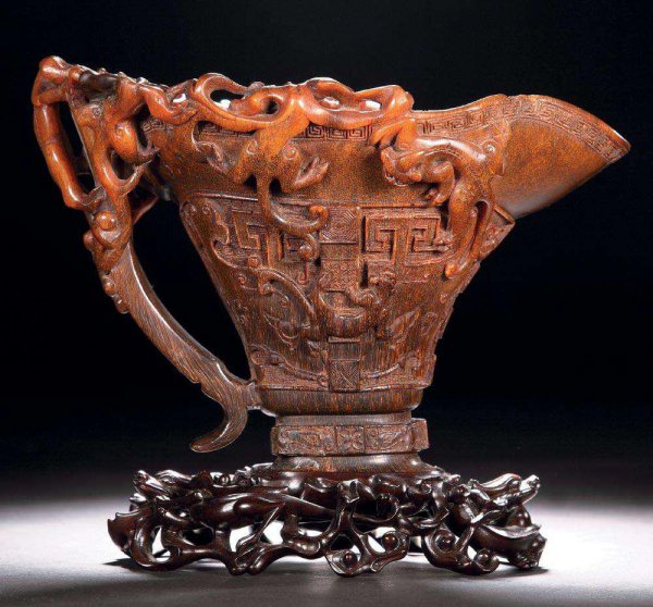 现在白犀牛灭绝了吗