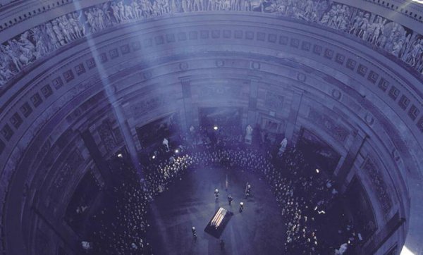 肯尼迪头盖骨事件