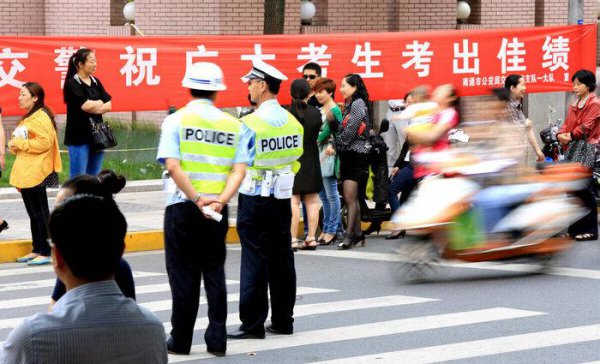 女生做留置看护辅警好吗