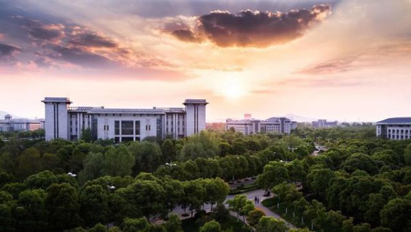 东南大学和中南大学哪个好