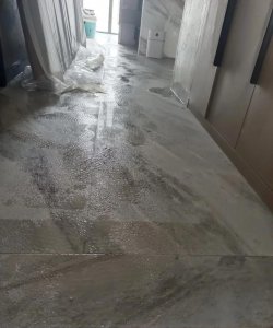 家里潮湿的房间怎么变干燥 造成屋里潮湿的原因有哪些