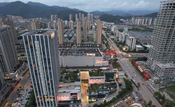 浙江台州临海穷吗