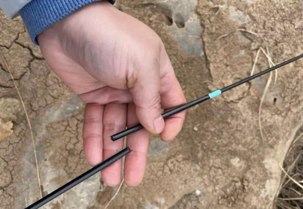 鱼竿卡住了收不回去怎么办