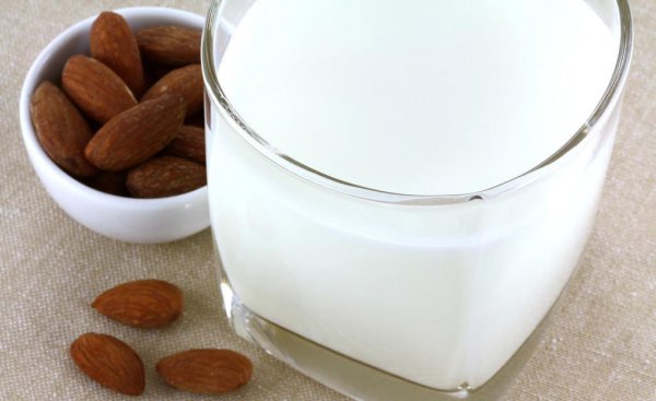 水牛奶和纯牛奶有什么区别