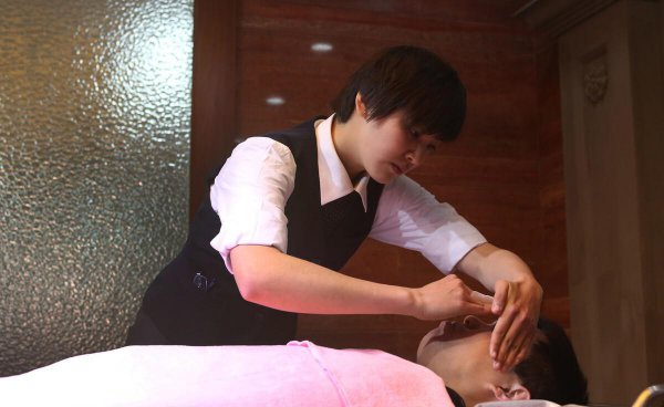 殡仪馆化妆师工资多少