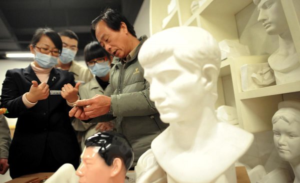 殡仪馆化妆师工资多少