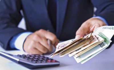 月薪2万税后到手多少 月薪2万应发工资实发工资差多少