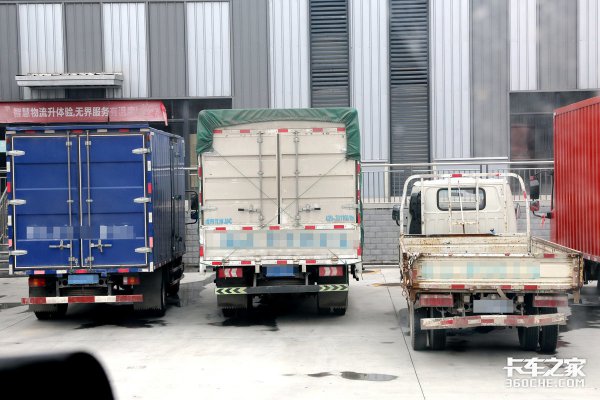 货车黄牌车和蓝牌车的区别