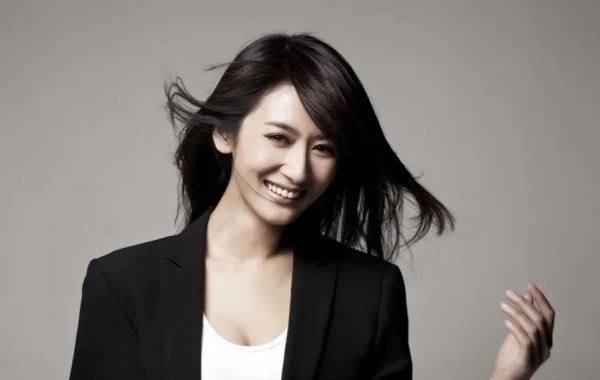 郭珍霓为何退出娱乐圈