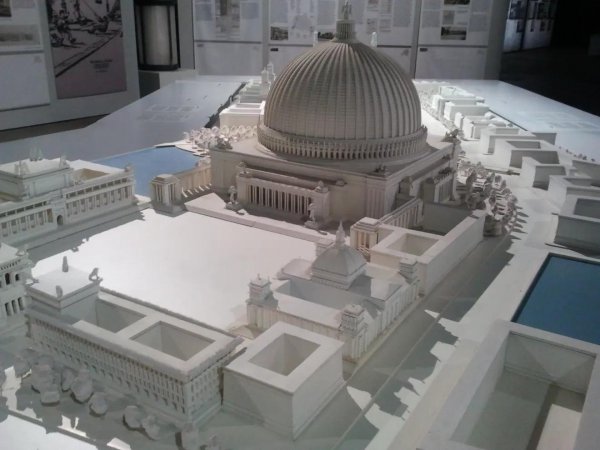 日耳曼尼亚城市计划