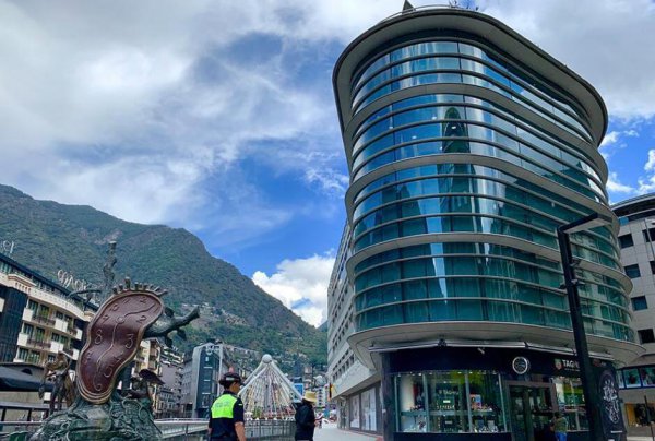 世界上唯一没有被侵略的国家